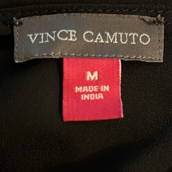 Vince Camuto black ruffle bottom semi sheer sleeves loose silhouette Sz M top - Picture 6 of 7